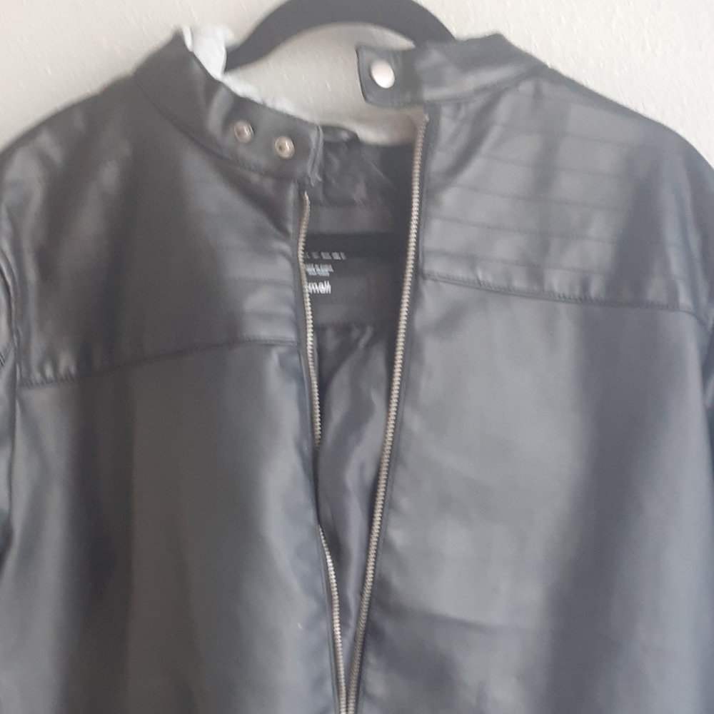 Men jacket - Picture 3 of 4